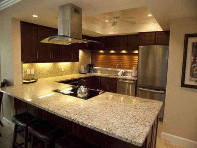 Fully equipped kitchen
